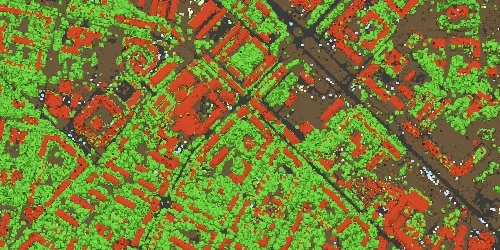 Nuvem de pontos classificada, com vegetação em verde e edificações em vermelho